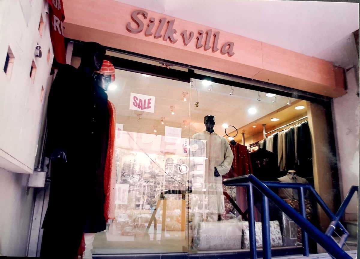 s-1-Silk Villa Showroom,